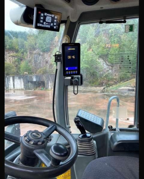 Liebherr L566 - Kolový nakladač: obrázek 3 Liebherr L566 - Kolový nakladač: obrázek 3