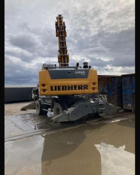 Liebherr LH40M LITRONIC - Překládkové rypadlo: obrázek 4 Liebherr LH40M LITRONIC - Překládkové rypadlo: obrázek 4