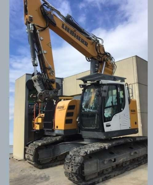 Liebherr R926 COMPACT - Pásové rýpadlo: obrázek 1 Liebherr R926 COMPACT - Pásové rýpadlo: obrázek 1