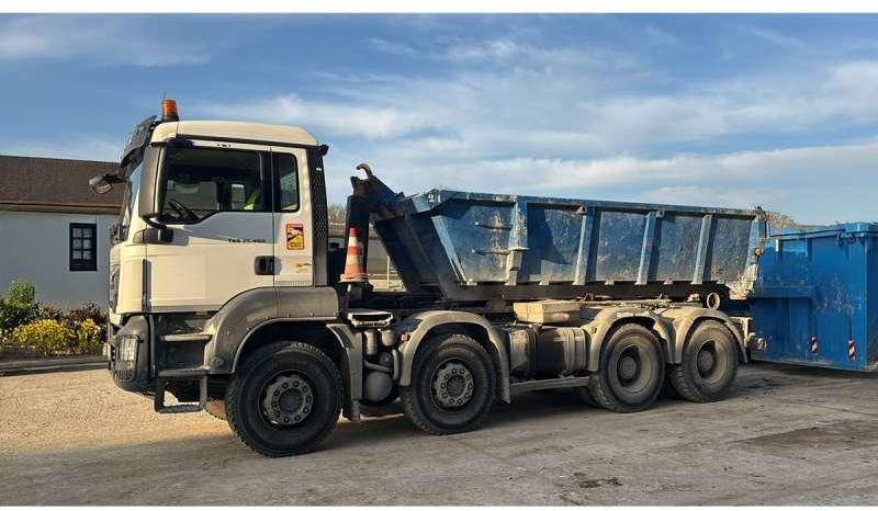 MAN TGS 35.460 8X4 - Hákový nosič kontejnerů: obrázek 1 MAN TGS 35.460 8X4 - Hákový nosič kontejnerů: obrázek 1