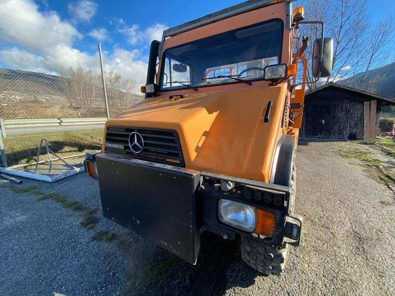 Mercedes UNIMOG U 140 MACHINE SUISSE - Sklápěč: obrázek 3 Mercedes UNIMOG U 140 MACHINE SUISSE - Sklápěč: obrázek 3