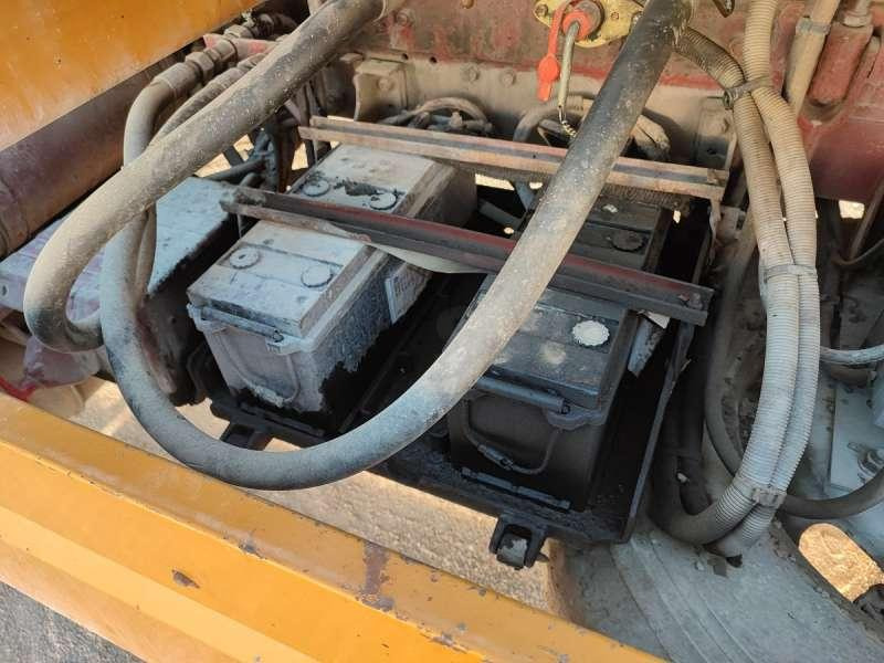 Rozstřikovač živic Renault G260: obrázek 21