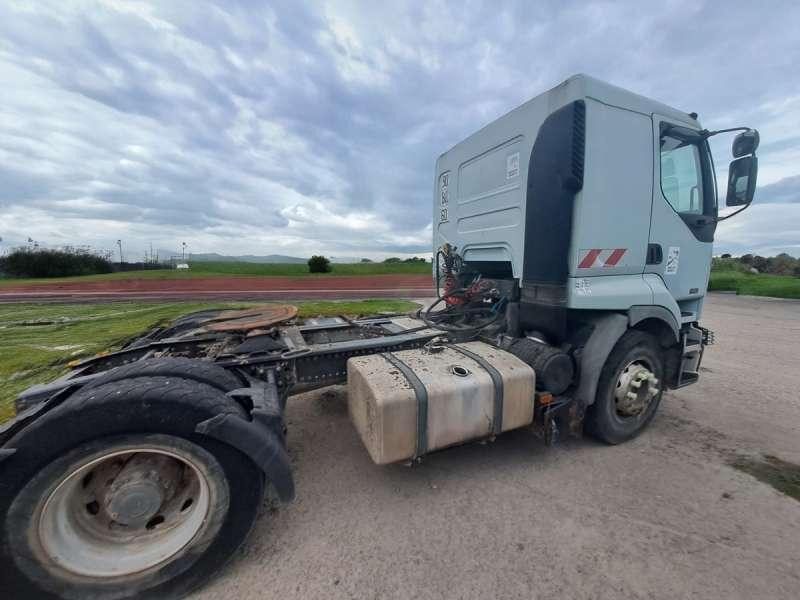 Renault PREMIUM 420.19 DCI 4X2 - Tahač: obrázek 2 Renault PREMIUM 420.19 DCI 4X2 - Tahač: obrázek 2