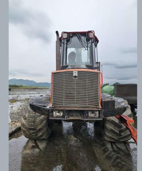 VALMET 840.4 - Lesní traktor: obrázek 5 VALMET 840.4 - Lesní traktor: obrázek 5