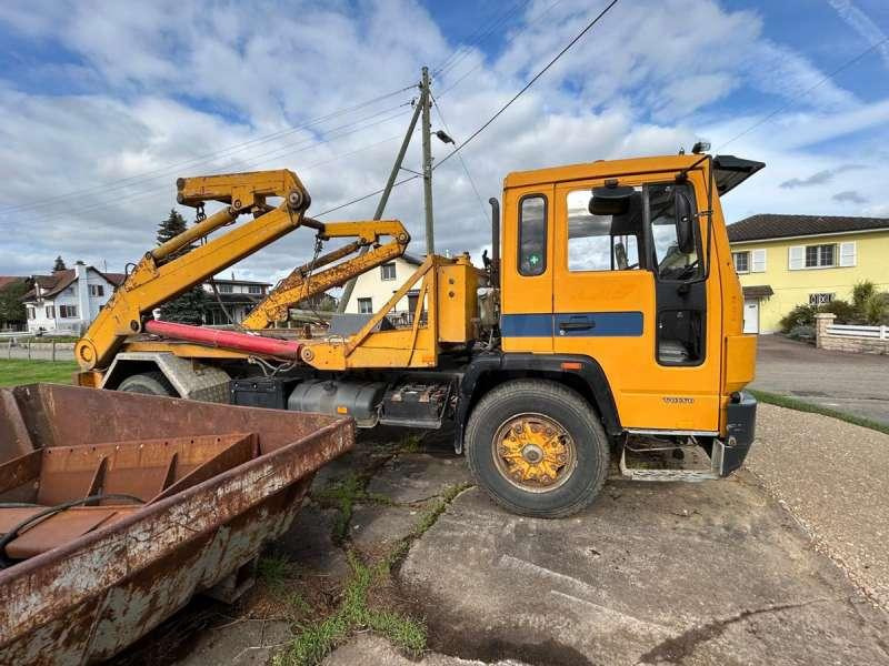 Volvo FL6 INTERCOOLER 4X2 - Hákový nosič kontejnerů: obrázek 3 Volvo FL6 INTERCOOLER 4X2 - Hákový nosič kontejnerů: obrázek 3