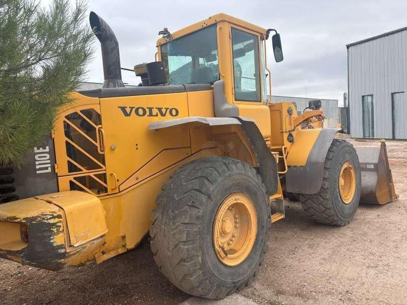 Volvo L110E - Kolový nakladač: obrázek 4 Volvo L110E - Kolový nakladač: obrázek 4