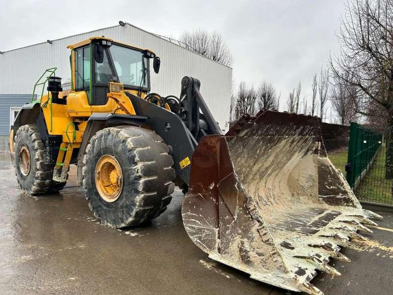 Volvo L220H - Kolový nakladač: obrázek 1 Volvo L220H - Kolový nakladač: obrázek 1
