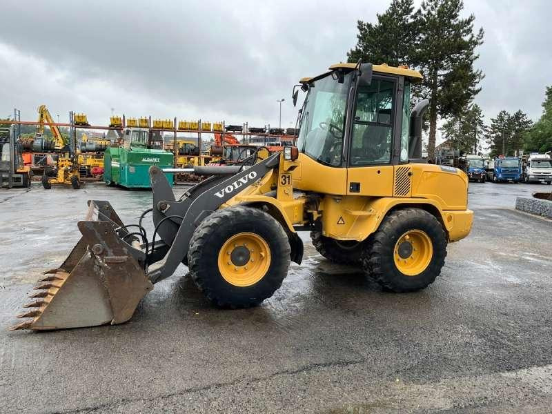Volvo L30G - Kolový nakladač: obrázek 3 Volvo L30G - Kolový nakladač: obrázek 3
