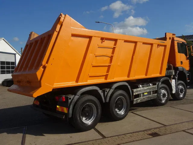 MAN TGA 41-440 8X6 MANUAL GEARBOX 22M3 MEILLER TIPPER - Sklápěč: obrázek 2 MAN TGA 41-440 8X6 MANUAL GEARBOX 22M3 MEILLER TIPPER - Sklápěč: obrázek 2