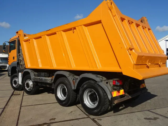 MAN TGA 41-440 8X6 MANUAL GEARBOX 22M3 MEILLER TIPPER - Sklápěč: obrázek 4 MAN TGA 41-440 8X6 MANUAL GEARBOX 22M3 MEILLER TIPPER - Sklápěč: obrázek 4