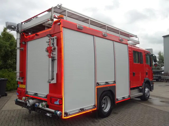 MAN TGM 15.250 FIRE TRUCK,2000 LITER TANK, FOAM TANK, AIRCO - Hasičský vůz: obrázek 4 MAN TGM 15.250 FIRE TRUCK,2000 LITER TANK, FOAM TANK, AIRCO - Hasičský vůz: obrázek 4