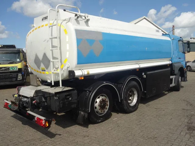 Mercedes-Benz ATEGO 2533 6X2 18500 LITER,MANUAL GEARBOX,ARCO - Cisternové vozidlo: obrázek 3 Mercedes-Benz ATEGO 2533 6X2 18500 LITER,MANUAL GEARBOX,ARCO - Cisternové vozidlo: obrázek 3