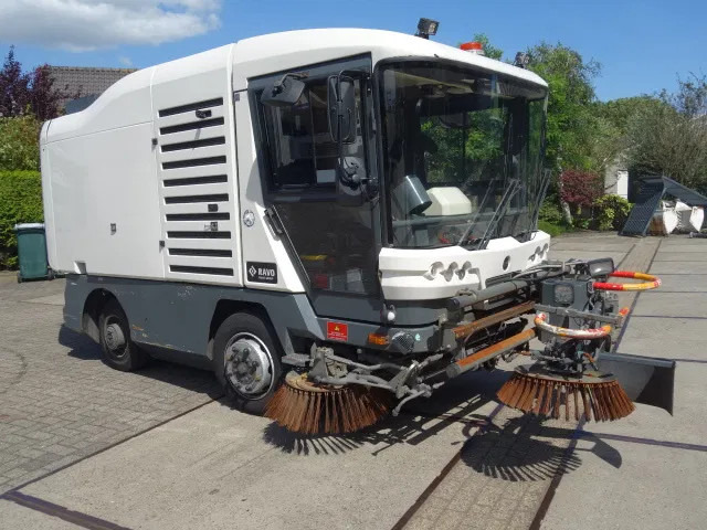Ravo 540 3E BORSTEL EURO5 - Zametací vůz: obrázek 1 Ravo 540 3E BORSTEL EURO5 - Zametací vůz: obrázek 1