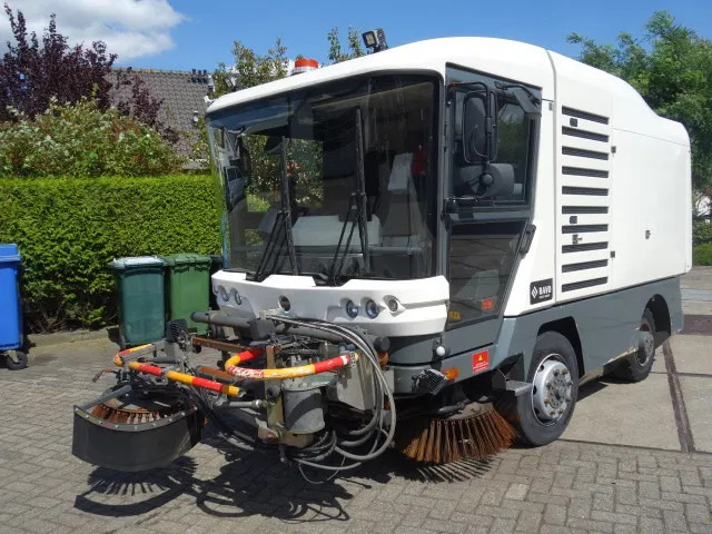 Ravo 540 3E BORSTEL EURO5 - Zametací vůz: obrázek 2 Ravo 540 3E BORSTEL EURO5 - Zametací vůz: obrázek 2