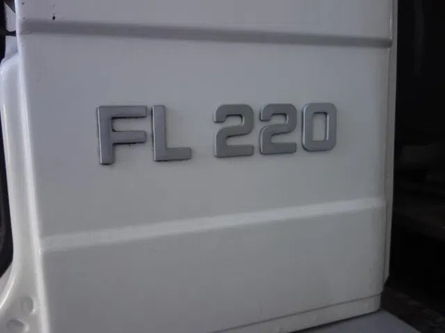 Volvo FL 240 220PK 12000 LITER STEELSPRINGS - Cisternové vozidlo: obrázek 5 Volvo FL 240 220PK 12000 LITER STEELSPRINGS - Cisternové vozidlo: obrázek 5