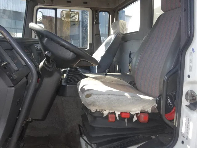 Cisternové vozidlo Volvo FL 240 220PK 12000 LITER STEELSPRINGS: obrázek 11