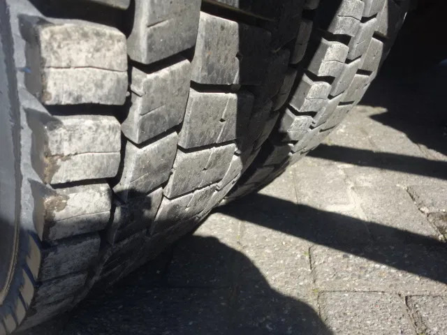 Cisternové vozidlo Volvo FL 240 220PK 12000 LITER STEELSPRINGS: obrázek 9