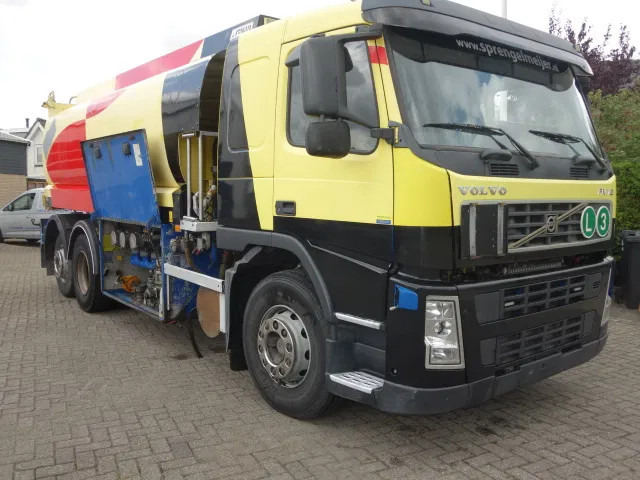 Cisternové vozidlo Volvo FM 12 18500liter tank,AIRCO,MANUAL GEARBOX: obrázek 12