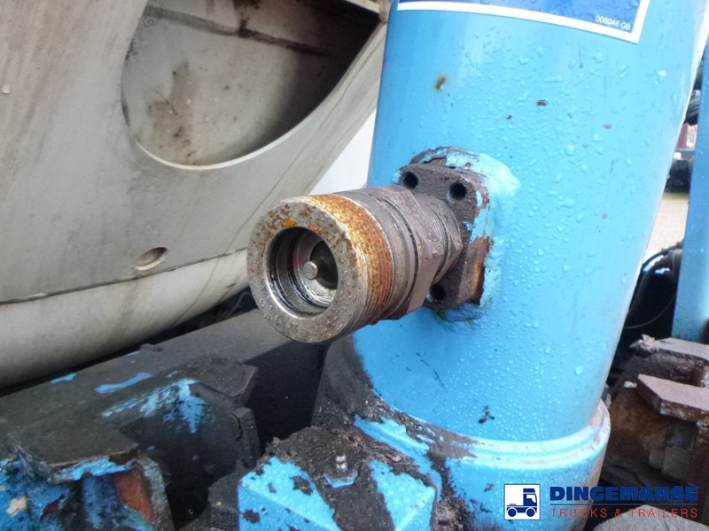 Dodávka sklápěč Feldbinder Powder tank alu 60 m3 (tipping): obrázek 15