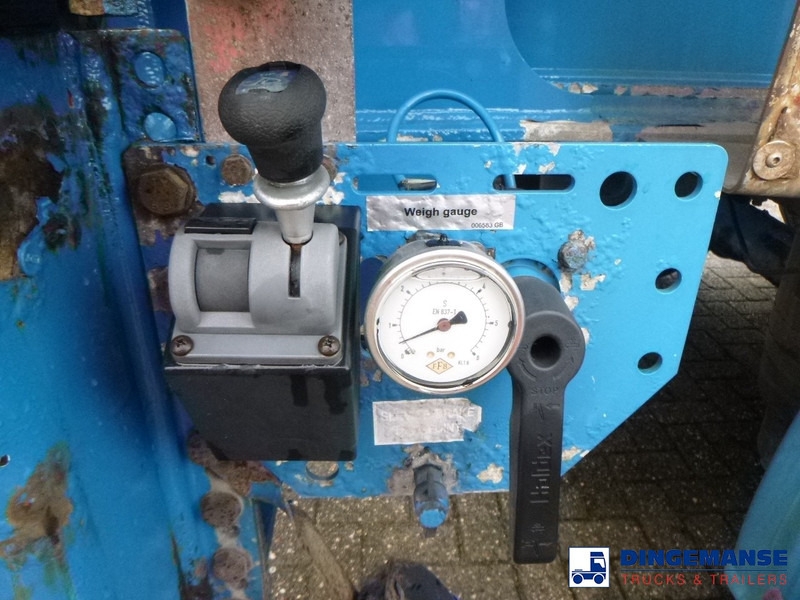 Dodávka sklápěč Feldbinder Powder tank alu 60 m3 (tipping): obrázek 9