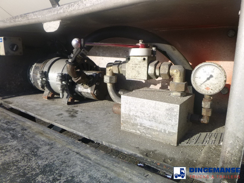 Cisternový návěs Feldbinder Powder tank alu 63 m3 (tipping): obrázek 6
