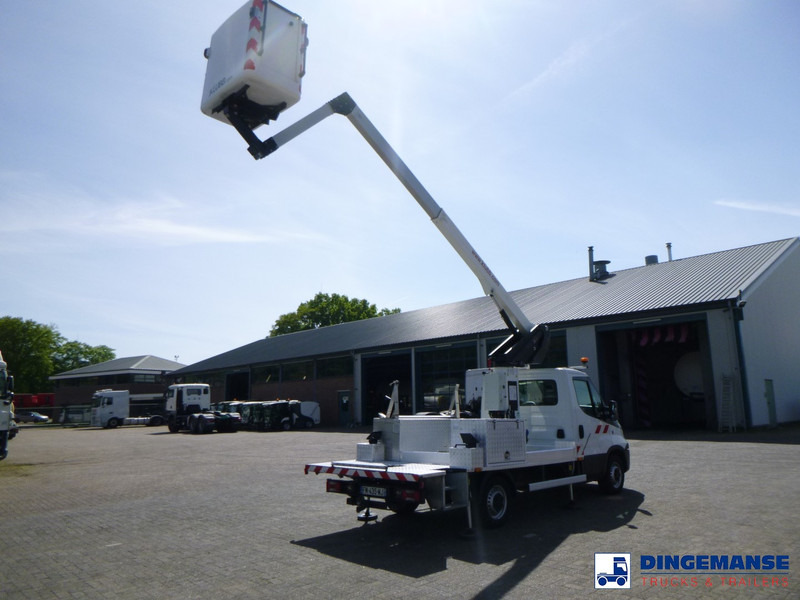 Iveco Daily 35-140 4x2 Euro 6 Klubb K26 manlift - Pracovní plošina: obrázek 4 Iveco Daily 35-140 4x2 Euro 6 Klubb K26 manlift - Pracovní plošina: obrázek 4
