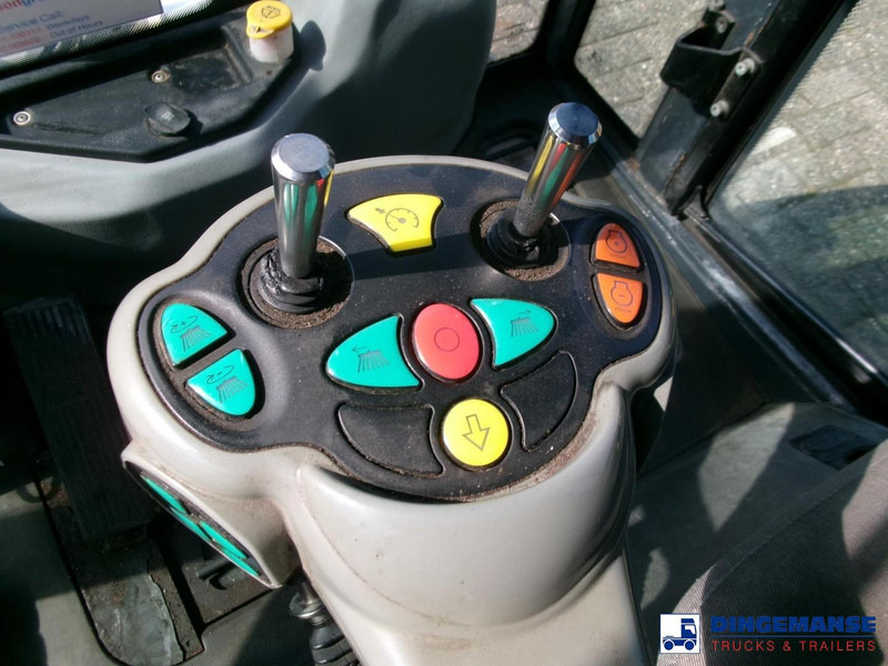 Zametací vůz Johnston C202 compact street sweeper: obrázek 10