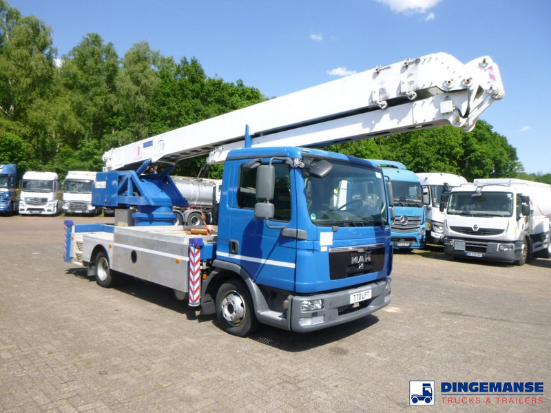 MAN TGL 7.180 4x2 + Klaas K25-30 crane - Auto s hydraulickou rukou: obrázek 2 MAN TGL 7.180 4x2 + Klaas K25-30 crane - Auto s hydraulickou rukou: obrázek 2
