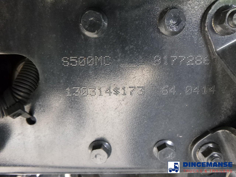 Podvozek s kabinou MAN TGS 19.360 4X2 BBS manual Euro 2 chassis + PTO: obrázek 13