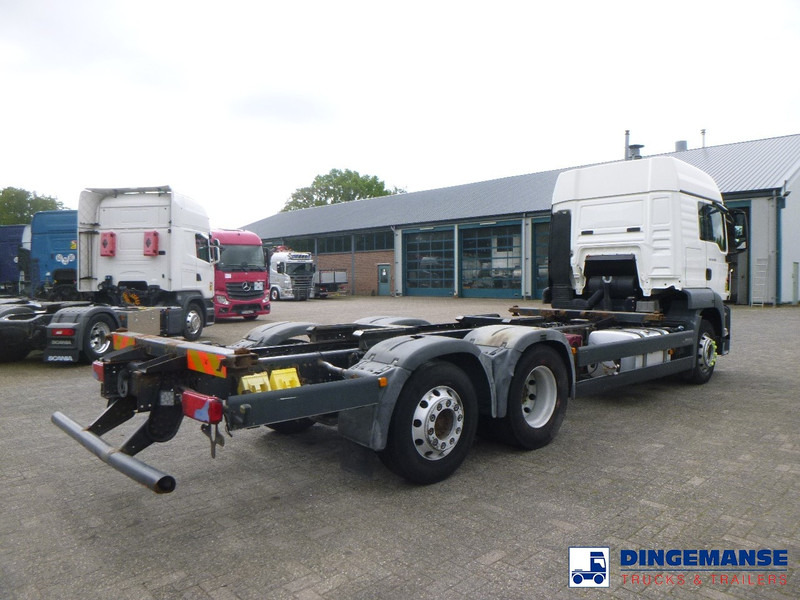 MAN TGS 26.360 Euro 5 6x2 chassis 20 ft + ADR - Podvozek s kabinou: obrázek 4 MAN TGS 26.360 Euro 5 6x2 chassis 20 ft + ADR - Podvozek s kabinou: obrázek 4