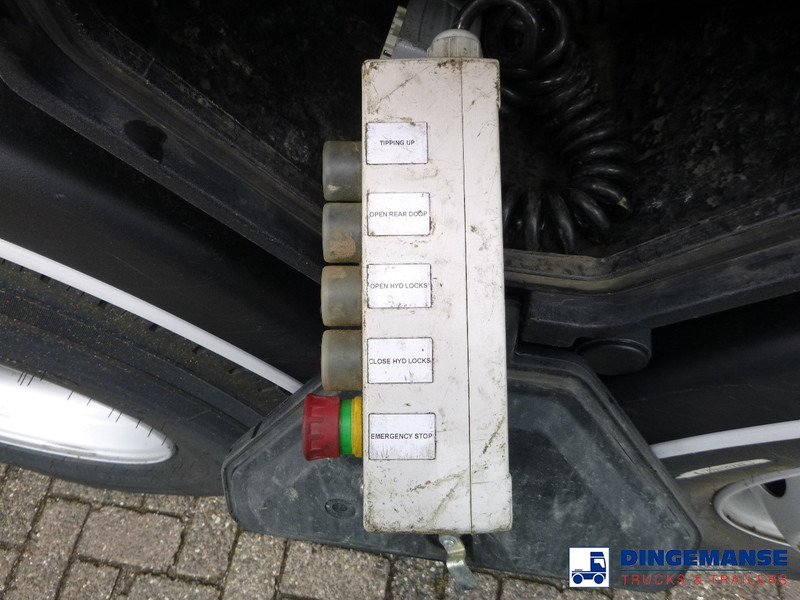 Čistič odpadových jam Mercedes-Benz Actros 2541 6x2 RHD E5 Huwer vacuum tank / hydrocureur 12 m3: obrázek 15