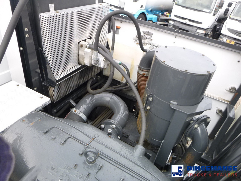 Čistič odpadových jam Mercedes-Benz Actros 2541 6x2 RHD E5 Huwer vacuum tank / hydrocureur 12 m3: obrázek 11