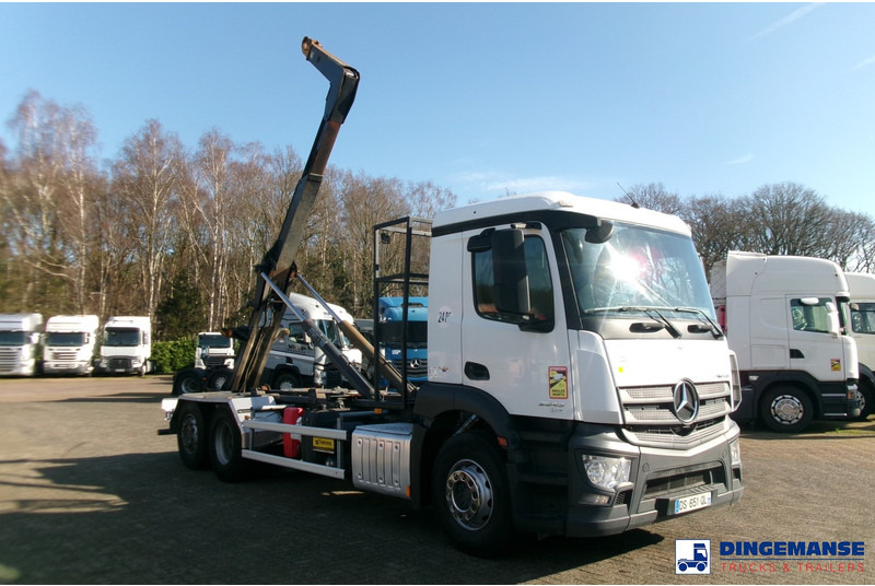 Mercedes-Benz Antos 2543 6x2 Euro 6 Marrel container hook 18t - Hákový nosič kontejnerů: obrázek 2 Mercedes-Benz Antos 2543 6x2 Euro 6 Marrel container hook 18t - Hákový nosič kontejnerů: obrázek 2