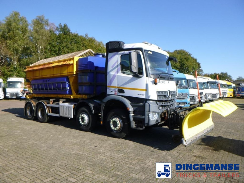 Mercedes-Benz Arocs 3240 8x4 RHD Schmidt snow plough / gritter - Vozidlo pro zimní údržbu: obrázek 2 Mercedes-Benz Arocs 3240 8x4 RHD Schmidt snow plough / gritter - Vozidlo pro zimní údržbu: obrázek 2
