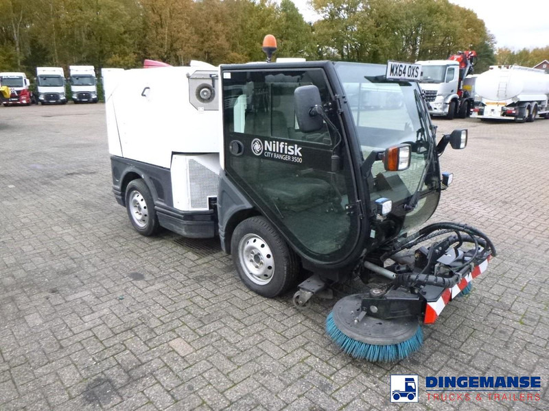 Nilfisk City Ranger CR 3500 Street sweeper - Zametací vůz: obrázek 2 Nilfisk City Ranger CR 3500 Street sweeper - Zametací vůz: obrázek 2
