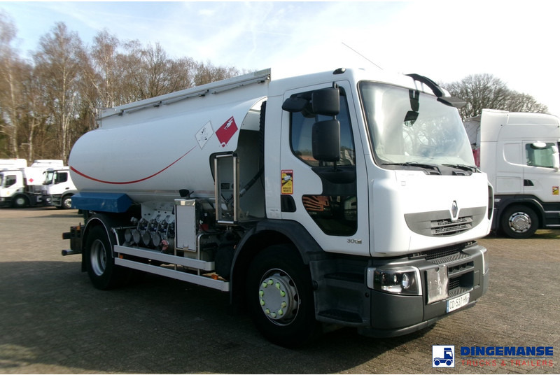 Renault Premium 300 4x2 fuel tank 14.2 m3 / 4 comp - Cisternové vozidlo: obrázek 2 Renault Premium 300 4x2 fuel tank 14.2 m3 / 4 comp - Cisternové vozidlo: obrázek 2