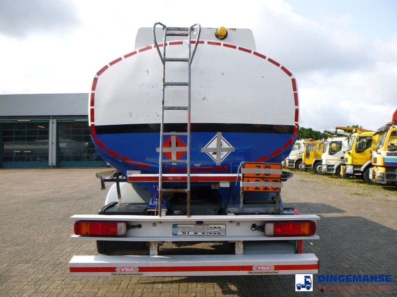 Scania P 230 DB 4x2 RHD fuel tank 12.4 m3 / 4 comp - Cisternové vozidlo: obrázek 5 Scania P 230 DB 4x2 RHD fuel tank 12.4 m3 / 4 comp - Cisternové vozidlo: obrázek 5