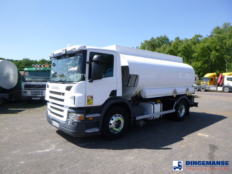 Scania P 270 DB 4x2 fuel tank 14 m3 / 3 comp - Cisternové vozidlo: obrázek 1 Scania P 270 DB 4x2 fuel tank 14 m3 / 3 comp - Cisternové vozidlo: obrázek 1