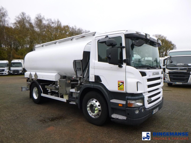 Scania P 270 DB 4x2 fuel tank 14 m3 / 3 comp - Cisternové vozidlo: obrázek 2 Scania P 270 DB 4x2 fuel tank 14 m3 / 3 comp - Cisternové vozidlo: obrázek 2