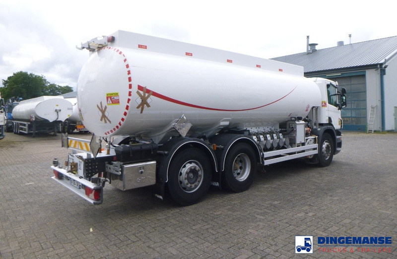 Scania P 320 DB 6X2 fuel tank 18.8 m3 / 5 comp - Cisternové vozidlo: obrázek 4 Scania P 320 DB 6X2 fuel tank 18.8 m3 / 5 comp - Cisternové vozidlo: obrázek 4