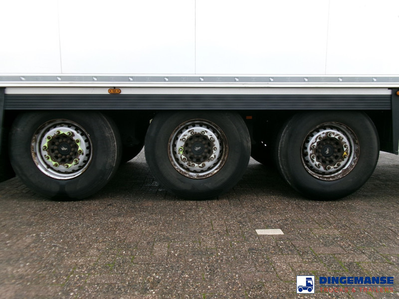 Schmitz Cargobull Frigo trailer + Carrier Vector 1350 - Chladírenský návěs: obrázek 5 Schmitz Cargobull Frigo trailer + Carrier Vector 1350 - Chladírenský návěs: obrázek 5