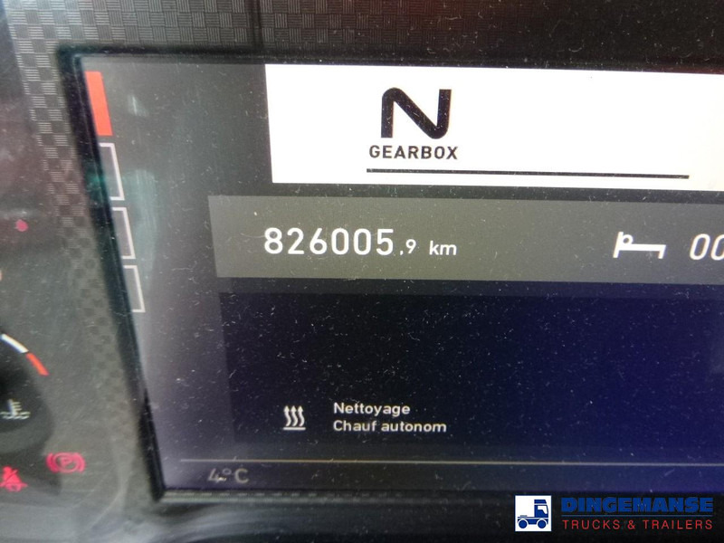 Tahač Renault T 460 4x2 Euro 6 + Retarder & ADR: obrázek 16 Tahač Renault T 460 4x2 Euro 6 + Retarder & ADR: obrázek 16