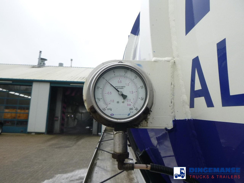 Cisternový návěs VALLELY Vacuum tank alu 30 m3 / 1 comp + Engine: obrázek 8