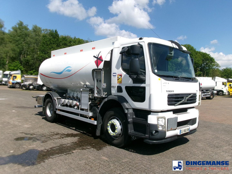 Volvo FE 260 4x2 dxi fuel tank 13.3 m3 / 4 comp / ADR 21-06-2024 - Cisternové vozidlo: obrázek 2 Volvo FE 260 4x2 dxi fuel tank 13.3 m3 / 4 comp / ADR 21-06-2024 - Cisternové vozidlo: obrázek 2