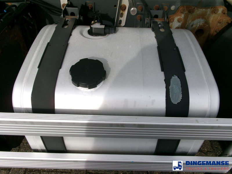 Volvo FE 280 4X2 fuel tank 13.6 m3 / 4 comp / ADR 07/07/24 - Cisternové vozidlo: obrázek 5 Volvo FE 280 4X2 fuel tank 13.6 m3 / 4 comp / ADR 07/07/24 - Cisternové vozidlo: obrázek 5