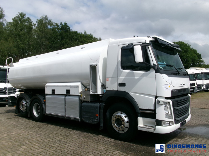 Volvo FM 380 6X2 fuel tank 20.6 m3 / 4 comp - Cisternové vozidlo: obrázek 2 Volvo FM 380 6X2 fuel tank 20.6 m3 / 4 comp - Cisternové vozidlo: obrázek 2