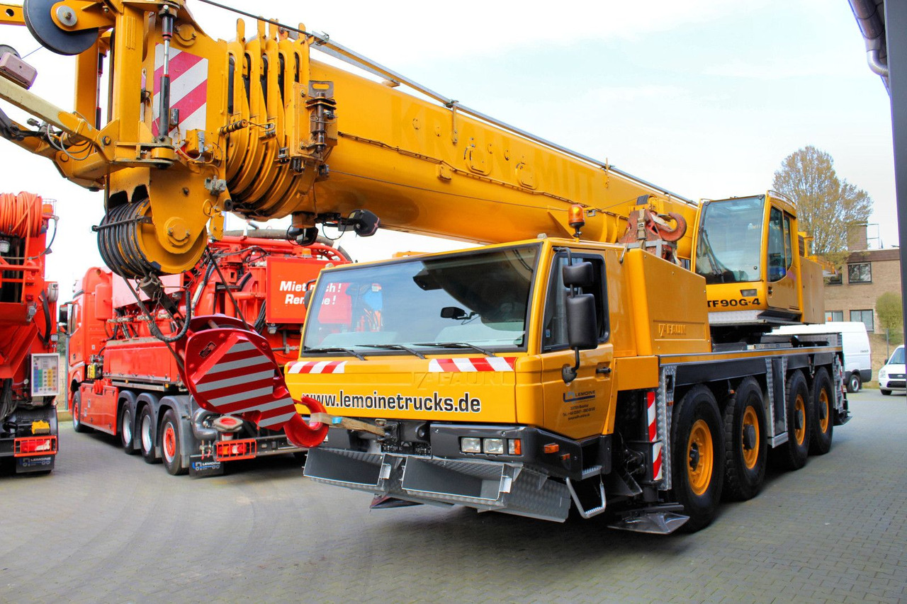 Faun Tadano FAUN ATF 90 G-4 8x6 Autokran + 20 tonnen - Auto s hydraulickou rukou: obrázek 4 Faun Tadano FAUN ATF 90 G-4 8x6 Autokran + 20 tonnen - Auto s hydraulickou rukou: obrázek 4