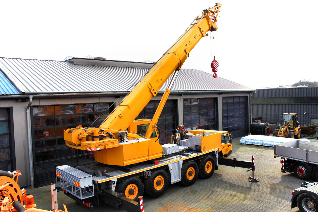 Faun Tadano FAUN ATF 90 G-4 8x6 Autokran + 20 tonnen - Auto s hydraulickou rukou: obrázek 2 Faun Tadano FAUN ATF 90 G-4 8x6 Autokran + 20 tonnen - Auto s hydraulickou rukou: obrázek 2