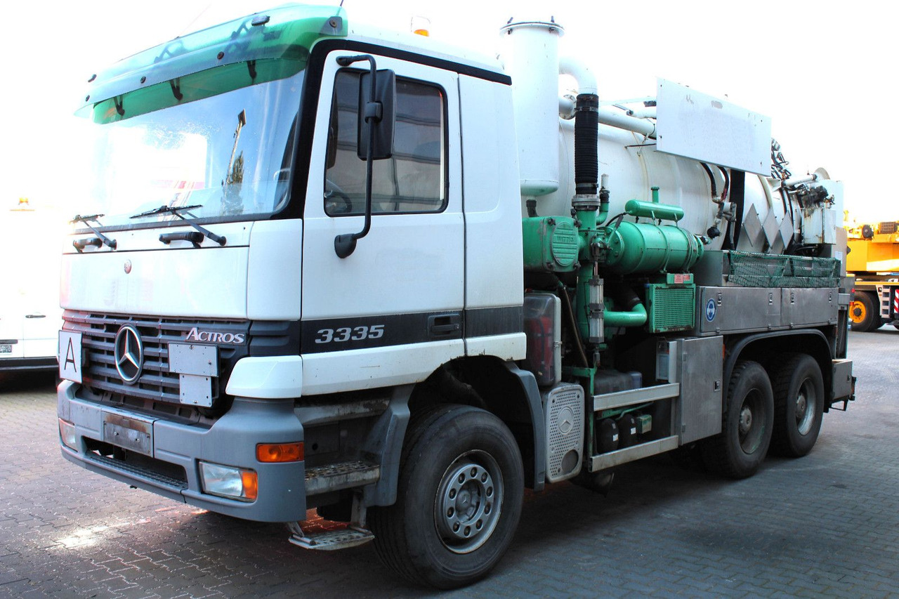 Mercedes-Benz Actros 3335 6x4 Kroll 13m³ HD-Kombi ADR/GGVS V2A - Čistič odpadových jam: obrázek 4 Mercedes-Benz Actros 3335 6x4 Kroll 13m³ HD-Kombi ADR/GGVS V2A - Čistič odpadových jam: obrázek 4