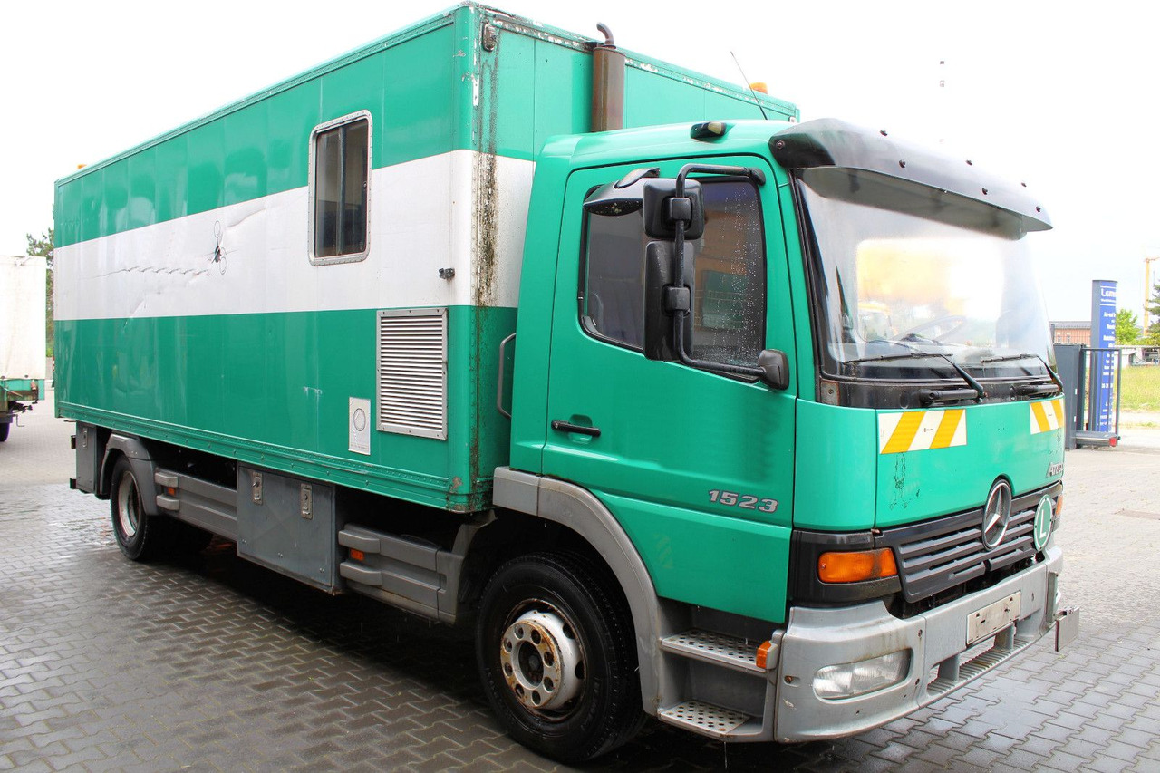 Mercedes-Benz Atego 1523 4x2 Koffer +AHK kein 1517 1518 1528 - Skříňový nákladní auto: obrázek 1 Mercedes-Benz Atego 1523 4x2 Koffer +AHK kein 1517 1518 1528 - Skříňový nákladní auto: obrázek 1